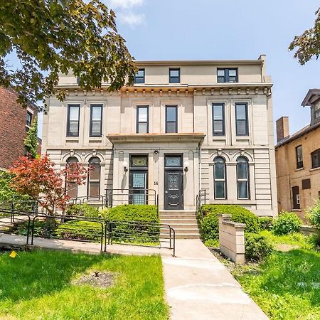 Cozy 1Br Apt - In The Heart Of Dt Hamilton Apartment Exterior photo